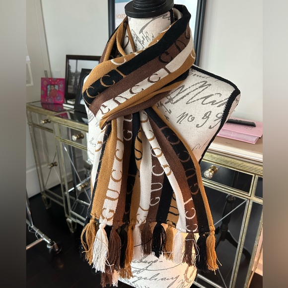 Gucci scarf unisex NWT - Picture 5 of 9